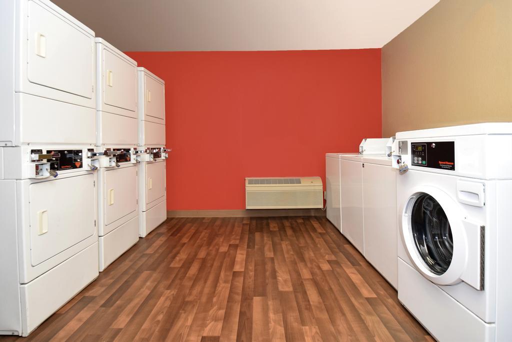 Extended Stay America Suites - Milwaukee - Brookfield Eksteriør billede