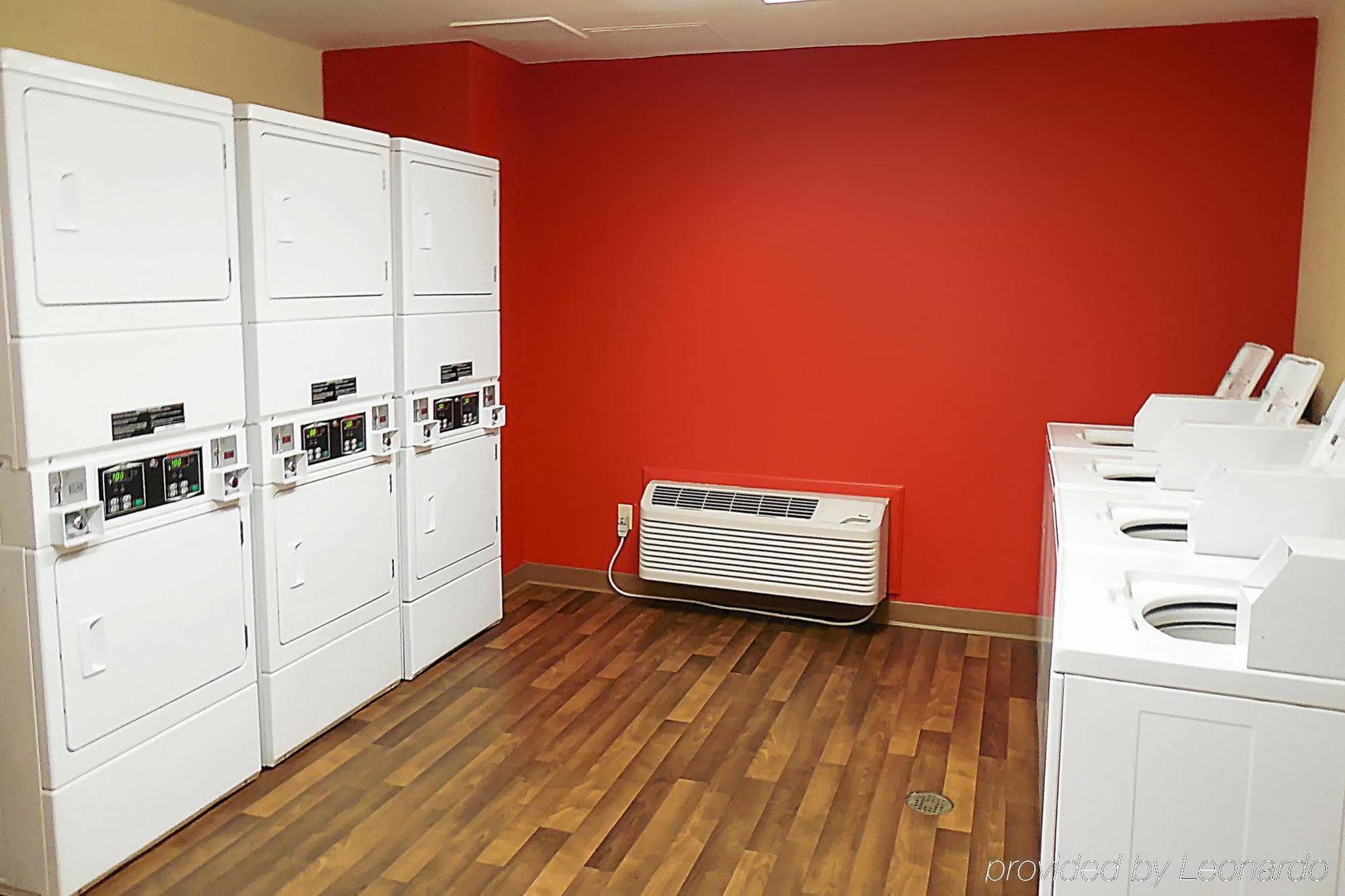 Extended Stay America Suites - Milwaukee - Brookfield Eksteriør billede